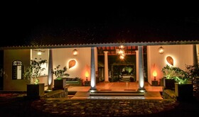Rangiri Dambulla Resort