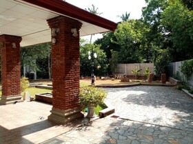 The Crown Hotel Dambulla