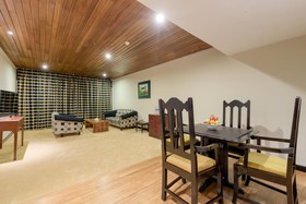 Hunas Falls Hotel