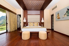 Hunas Falls Hotel