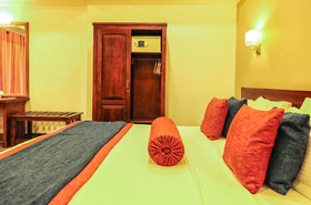 Oak Ray Ella Gap Hotel