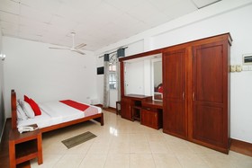 Wasantha Guest House by OYO Rooms