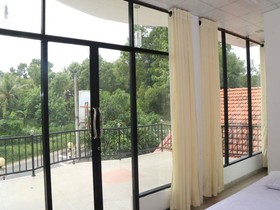 Tharusha White House Hotel