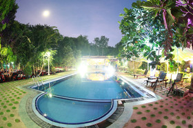 Wet Water Resort