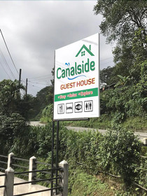 Canalside Villa & Guest House