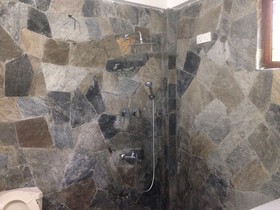 Hamadhi Guest