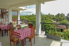 Travellers Hotel Hikkaduwa