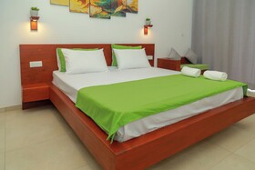 Travellers Hotel Hikkaduwa