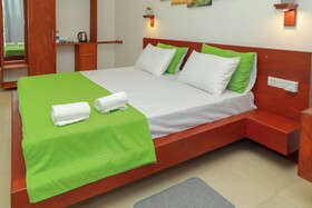Travellers Hotel Hikkaduwa