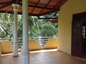 Vinses Villa In Hikkaduwa
