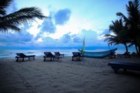 Oasey Beach Hotel