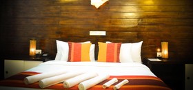 Green Grass Hotel & Restaurant