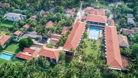 Mermaid Hotel & Club