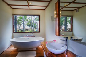 Mermaid Hotel & Club