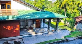 AA Bungalow