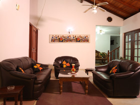 Alcam Holiday Home