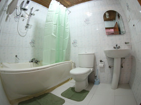 Alcam Holiday Home
