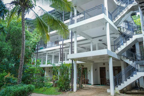 French Garden Kandy by OYO Rooms