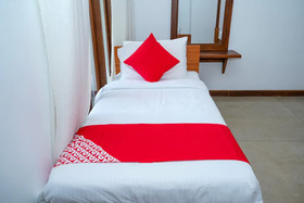 French Garden Kandy by OYO Rooms