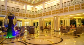 Grand Kandyan Hotel