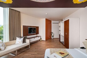 Grand Serendib Hotel