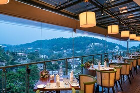 Grand Serendib Hotel