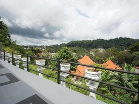Heaven Seven Kandy