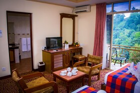Hotel Lakefield