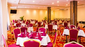 Hotel Lakefield