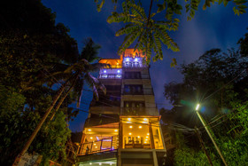 Janora Hills