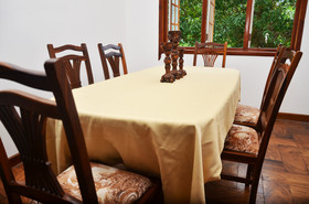 Kandyan Crown Hotel
