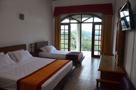 Kandyan Crown Hotel