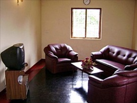 Kundasale Holiday Home