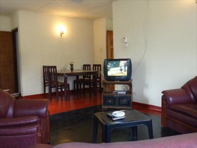 Kundasale Holiday Home