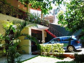 Kundasale Holiday Home