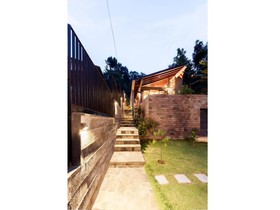 Nisala Villa