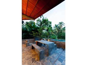 Nisala Villa