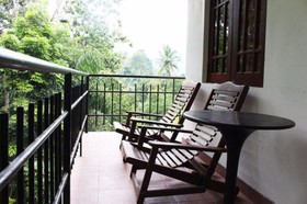 Oak Wood Inn Kandy