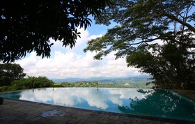 Randholee Resort & Spa