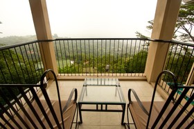 Randholee Resort & Spa