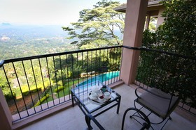 Randholee Resort & Spa