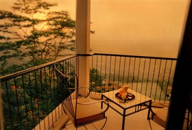 Randholee Resort & Spa