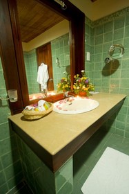 Randholee Resort & Spa