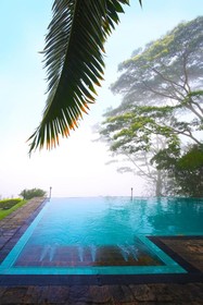 Randholee Resort & Spa
