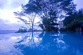 Randholee Resort & Spa