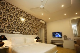 Randholee Resort & Spa