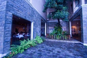 Randholee Resort & Spa