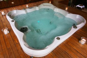 Randholee Resort & Spa