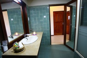 Randholee Resort & Spa