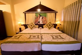 Randholee Resort & Spa